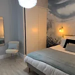 Dans Ma Bulle - Les Balcons De La Cite