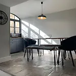Dans Ma Bulle - Les Balcons De La Cite